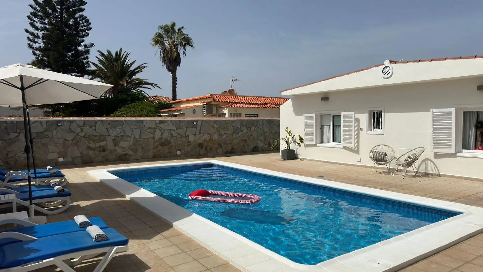 Beachfront Villa And Pool Puerto de Santiago  Puerto de Santiago (Tenerife)